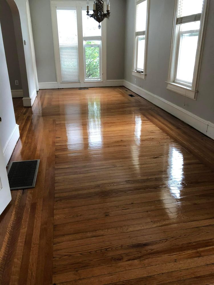 All Photos for Laura Mae Properties in Wolcott, CT