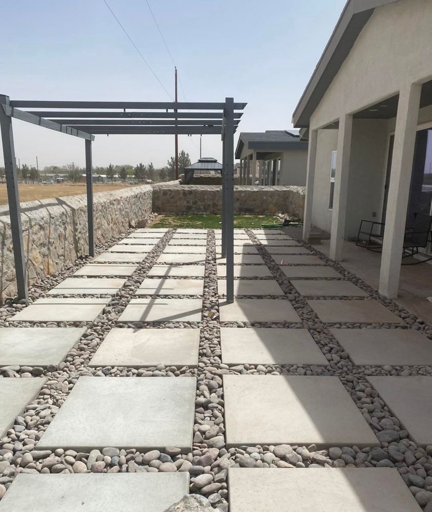 Landscaping for Inova Hardscape in El Paso, TX