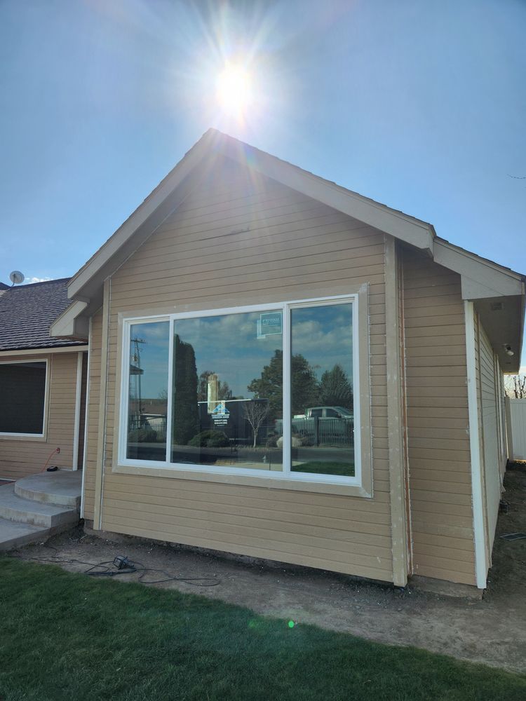 Hyatt window and siding upgrade for Custom Valley Construction   in Sunnyside, Washington