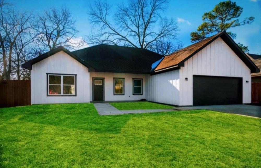All Photos for Laguna Beach Homes in Fort Worth, TX