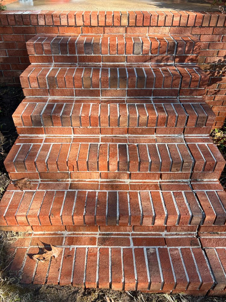 Brick cleaning for JB Applewhite's Pressure Washing in Anderson, SC