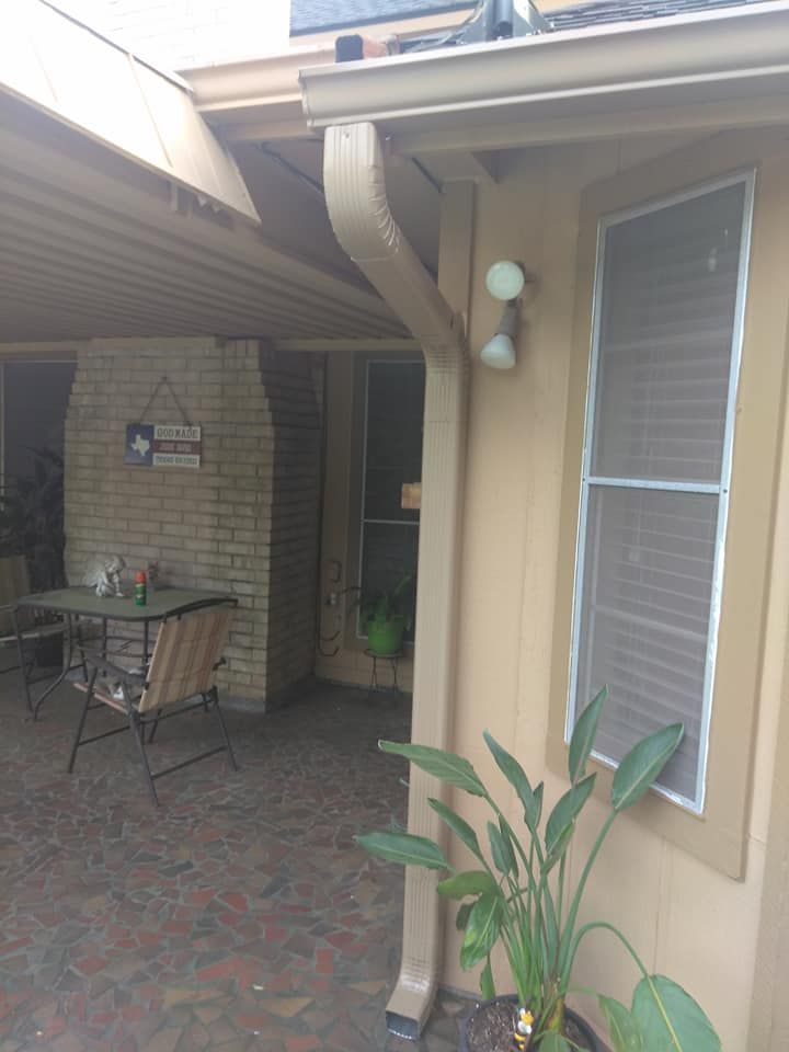 Our 5" and 6" seamless gutters provide superior rainwater management, enhancing your home's exterior with durable, low-maintenance solutions that prevent leaks and protect against water damage effectively. for Gutt'r Done in Houston, TX