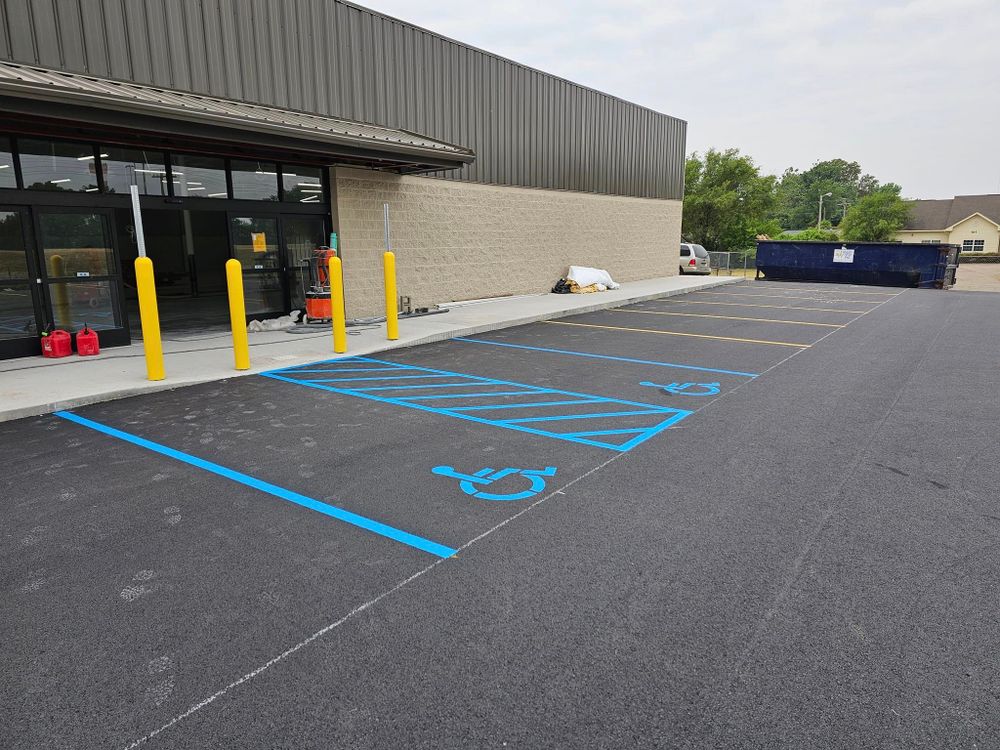 Asphalt and Paving for Fine Line Striping in Jackson, MO