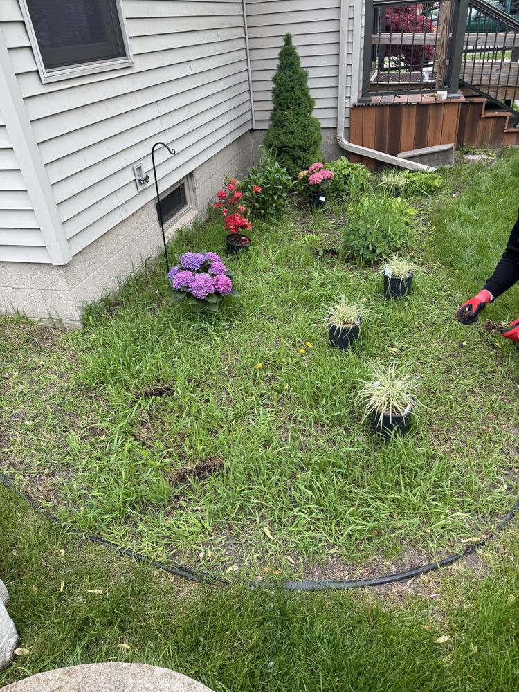 Landscaping Lawn Care for Daugherty's Tough Lawn Care in Essexville, MI