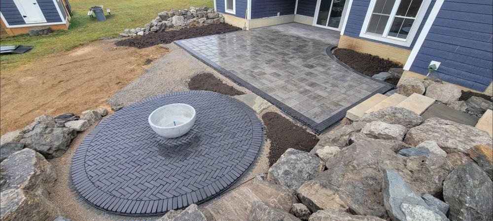 All Photos for Admiring Landscapes in Lancaster, OH