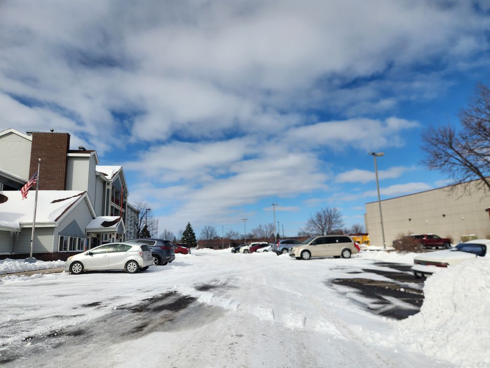 Snow removal for K & I Lawn Care Service  in Eden Prarie, MN