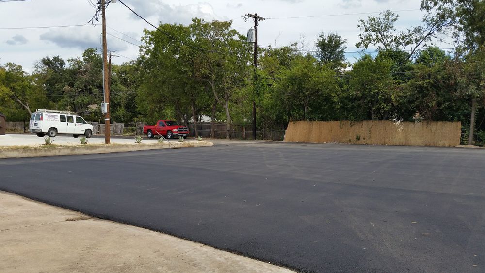 Asphalt and Paving for Hurts Asphalt Paving in Athens, TX
