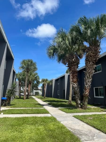 All Photos for Space Coast Property Maintenance and Management LLC in Melbourne, FL