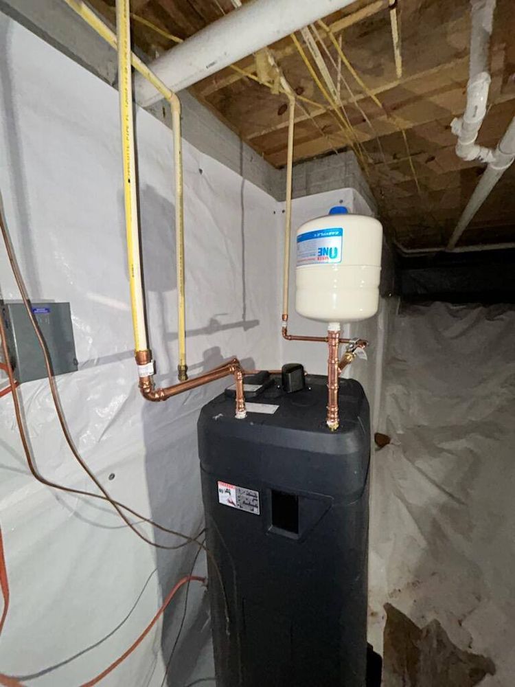 Our Water Heater Installation and Repair service delivers fast, reliable solutions to restore hot water, improve efficiency, and ensure safe performance for your home with expert workmanship you can trust. for Plumb Total in Waco, GA