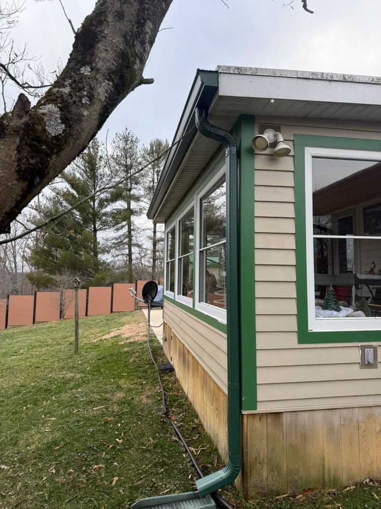 All Photos for Top Hand Roofing and Gutter in Pomeroy, OH