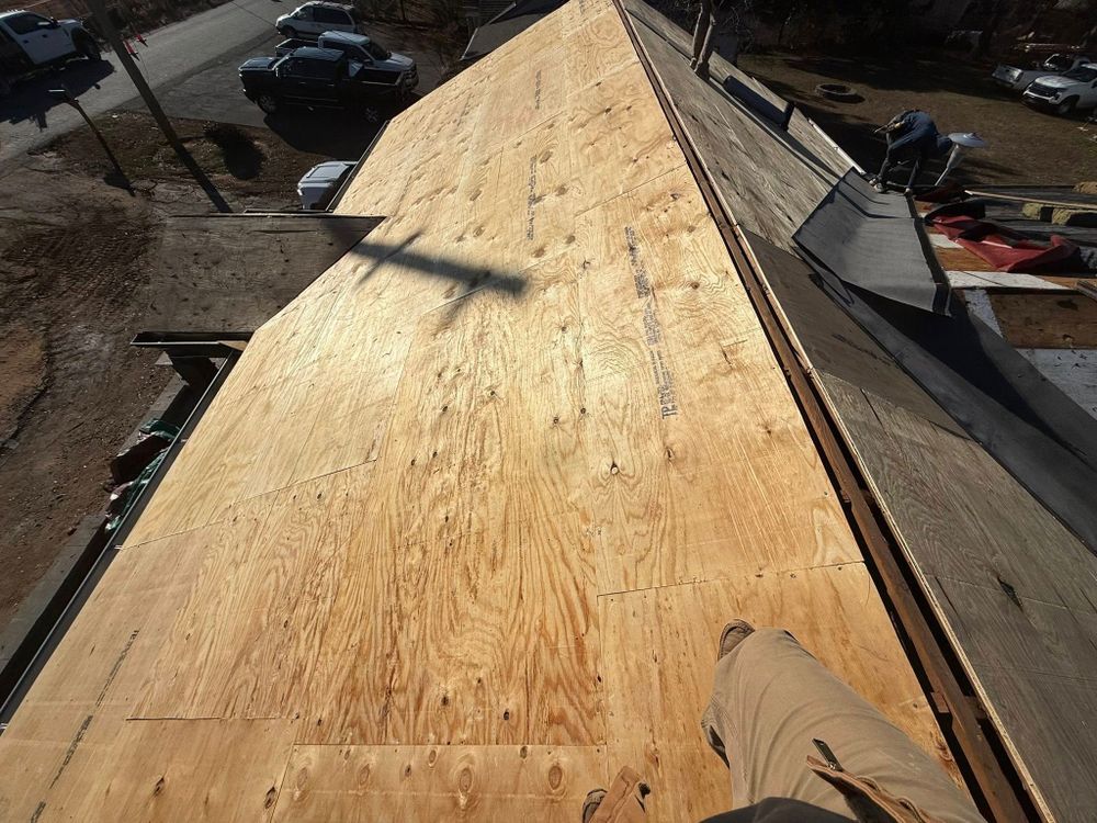 All Photos for Dollar Roofing & Gutters in Jeffersonville, GA