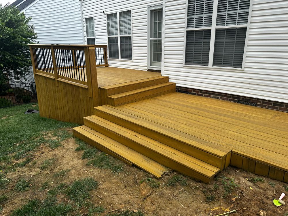 Deck Staining  for Cisco Kid Landscaping Inc. in Lincolnton, NC