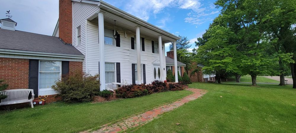 All Photos for Middle Man Construction in Fall Branch, TN