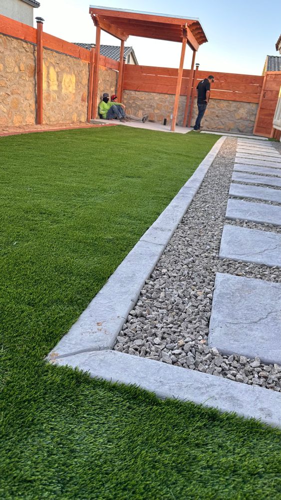 Landscaping for Inova Hardscape in El Paso, TX
