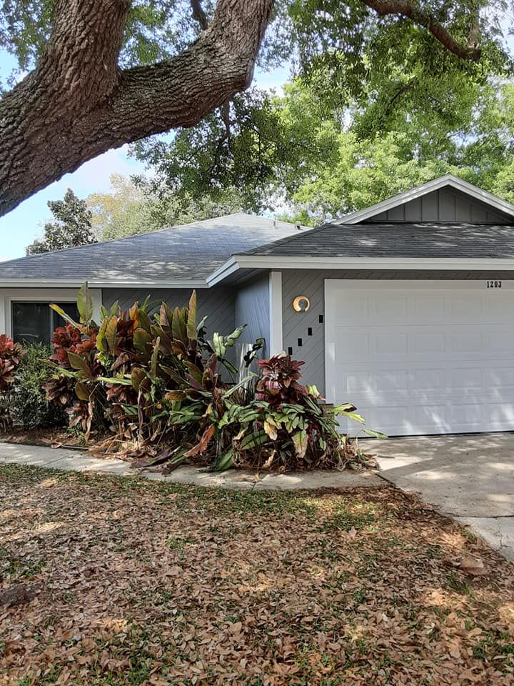 All Photos for Bradley Bradshaw Painting in Christmas, FL