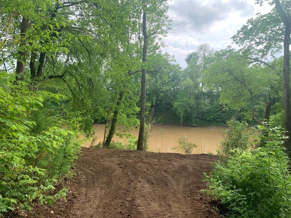 All Photos for Oaks Excavating in Lyles, TN