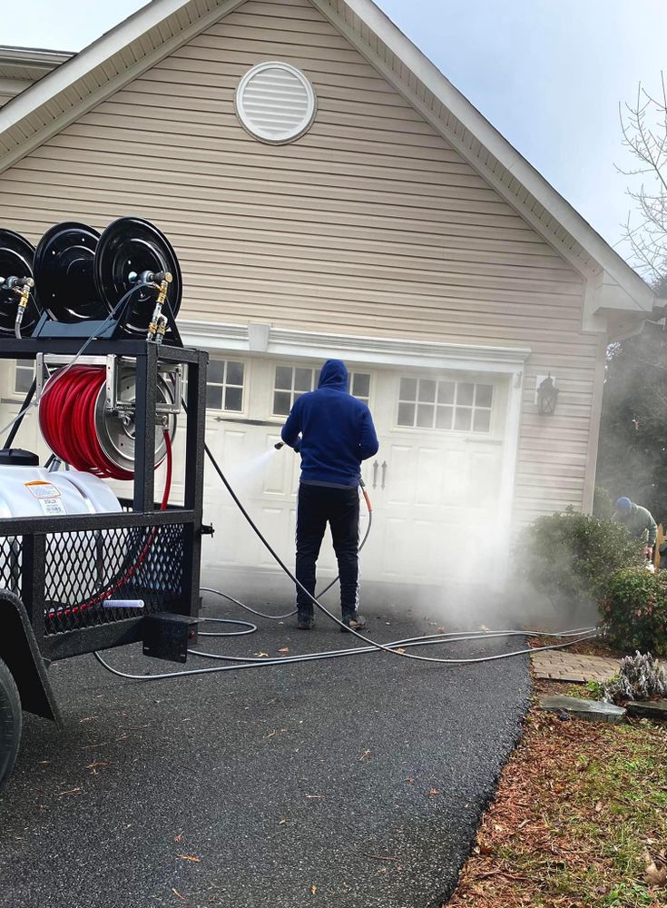 Pressure Washing for Detailed Power Washing & Holiday Lights in Fredericksburg, VA