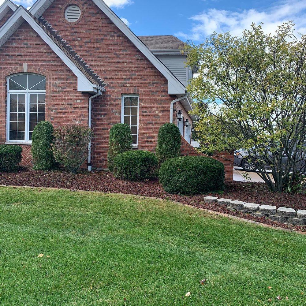 Landscaping for From the Ground Up Landscaping & Lawncare in New Lenox, IL