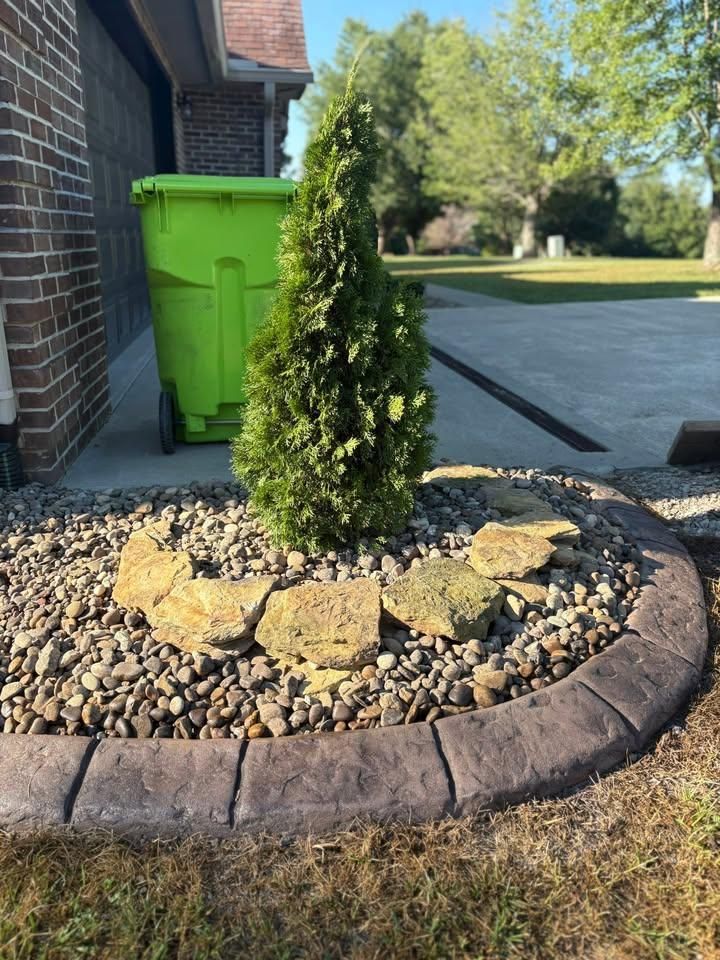 All Photos for Dust Till Dawn Lawn in London, Kentucky