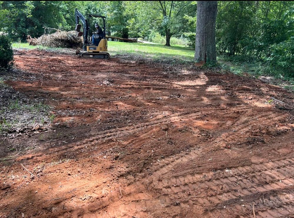 Excavating for JHC Excavation LLC in Hartwell, GA