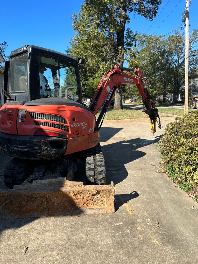 Rental Equipment  for JUSTIN JACQUES LLC DBA DOUBLE J EXCAVATION in Nashville, AR