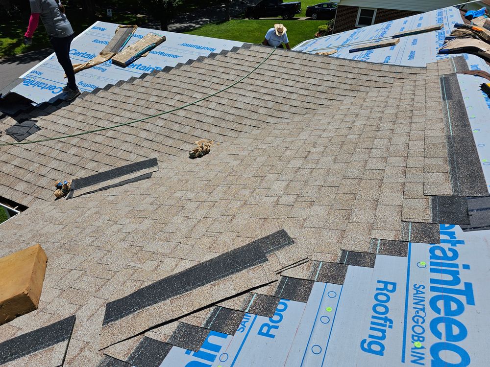 Certainteed Landmark Lifetime Shingles  for Peak Perfection Roofing LLC  in Asheville, NC