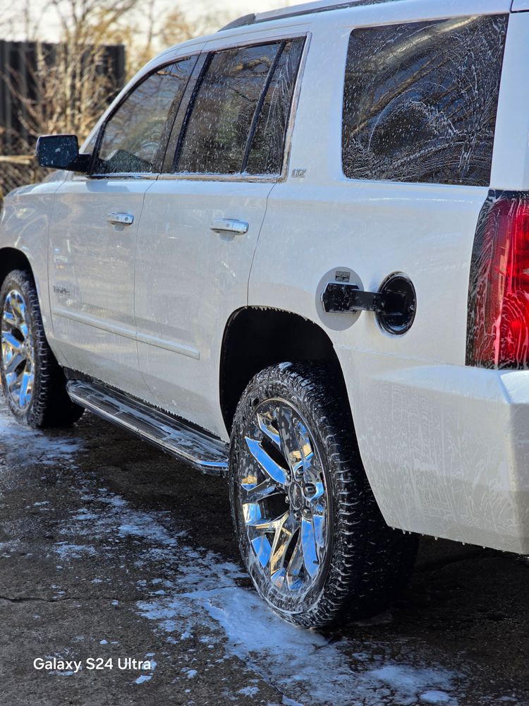 Hand Wash & Wax for Luxury Auto Detail in Peoria, IL