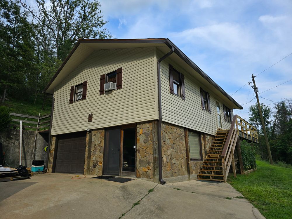 All Photos for Dotson Seamless Guttering LLC in Mars Hill, NC