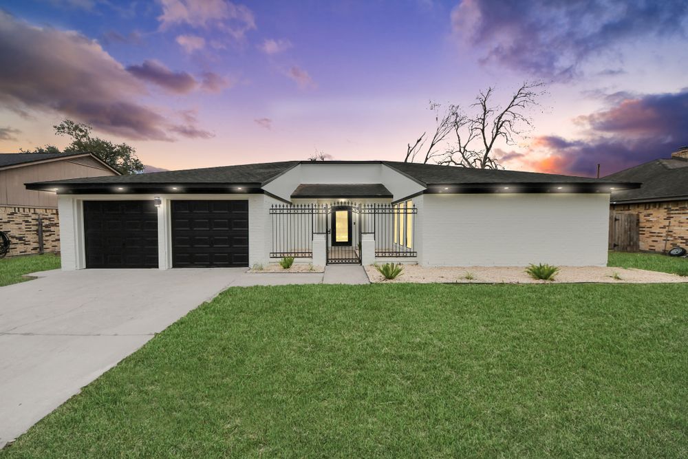 All Photos for My Linda House in Houston, TX