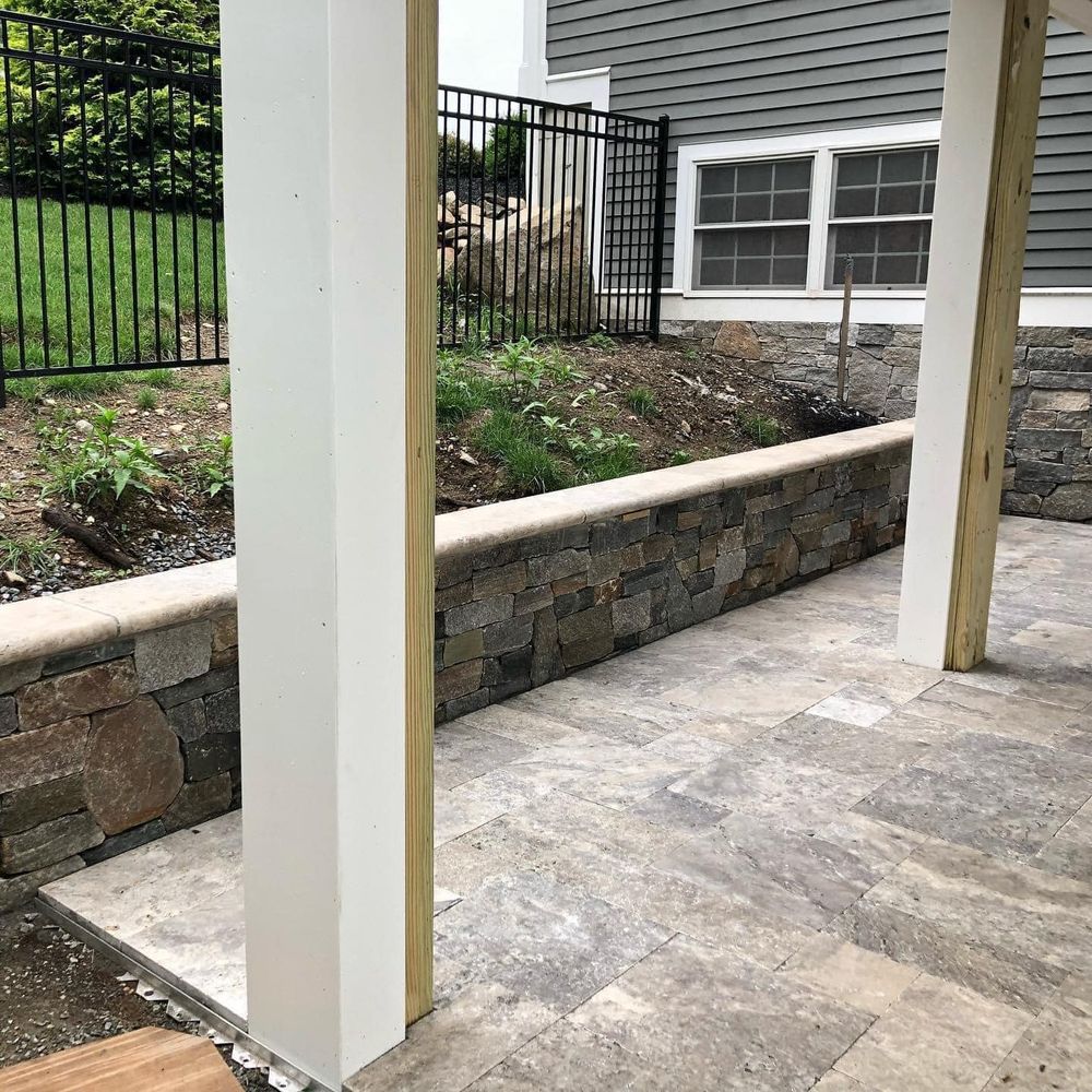 Our experienced team specializes in repairing and restoring damaged concrete surfaces on your property. From cracks to spalling, we have the expertise to make your concrete look brand new again. for Beavers Masonry & Foundation Repairs in Evanston, IL