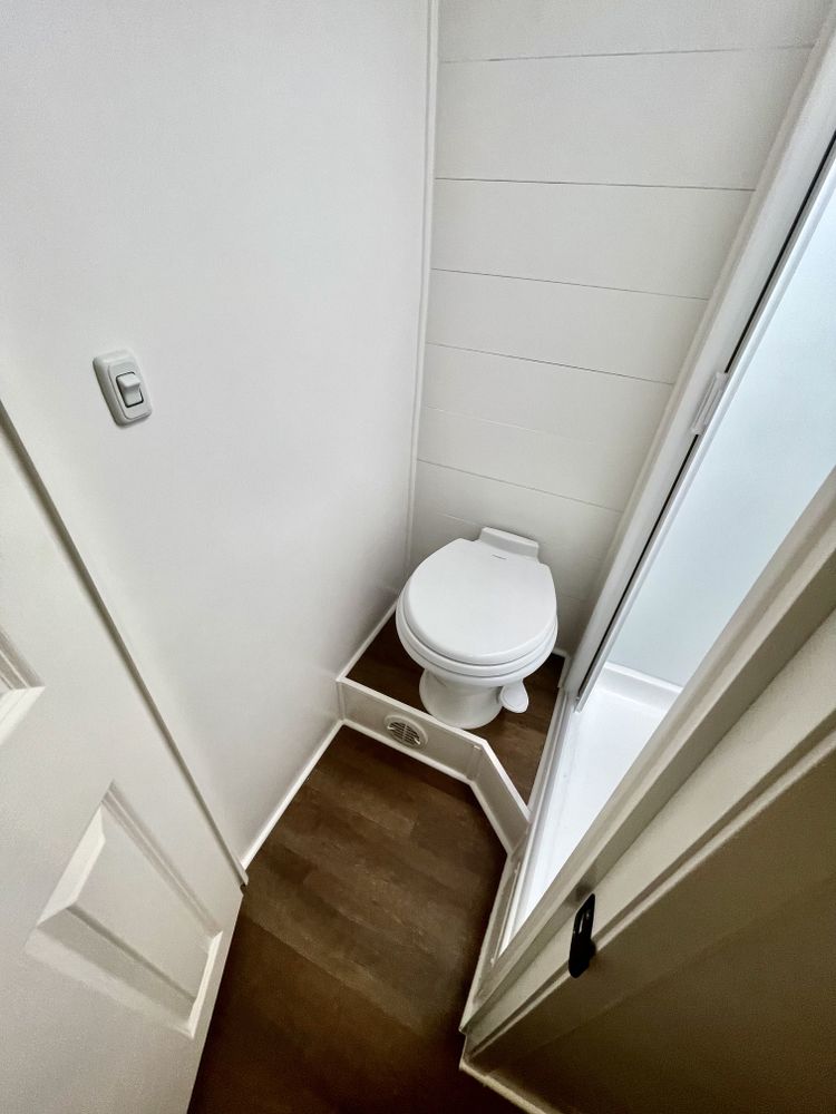 All Photos for Mauka to Makai RV Renovations in Los Angeles, CA