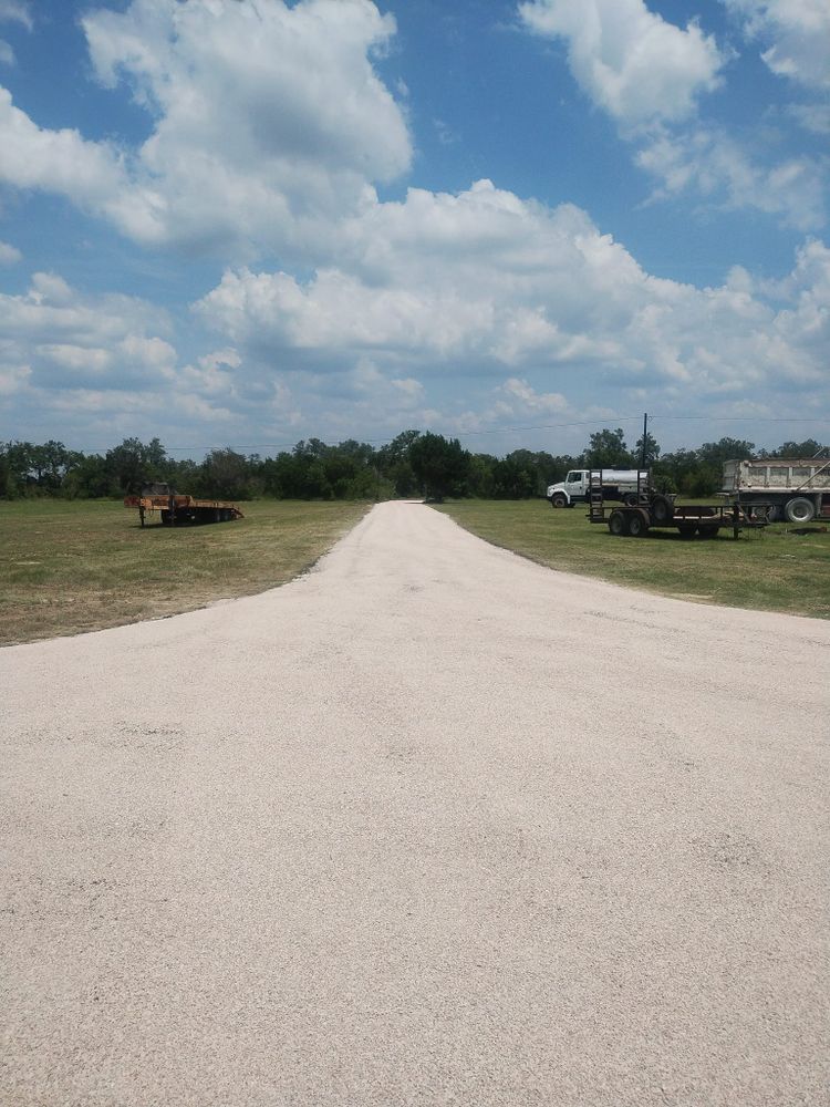 Asphalt and Paving for CAM Paving & Construction in Kendalia, TX