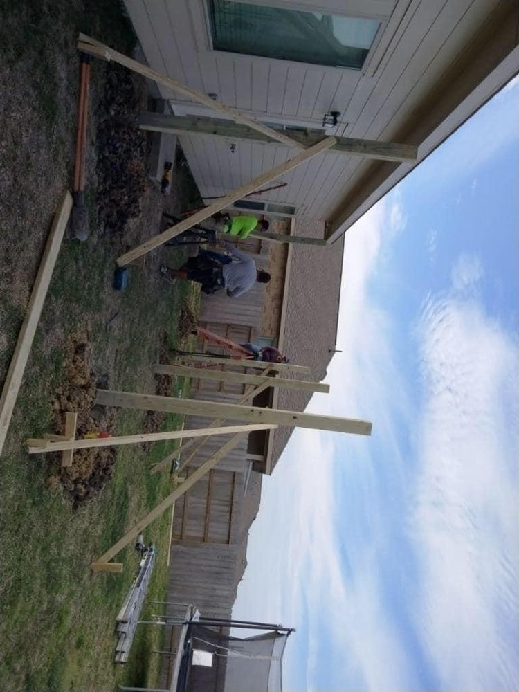 Outdoor Patio for E & E Roofing in Baytown, TX