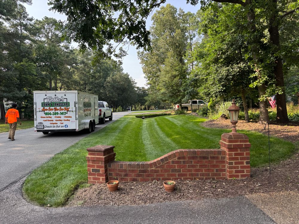 All Photos for Robbie's Lawn & Landscape in Chesterfield, VA