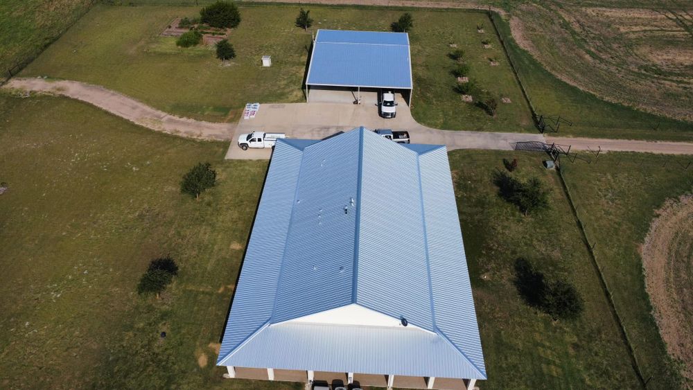 Metal roofs  for Barcenas Roofing & Remodeling in San Saba, TX