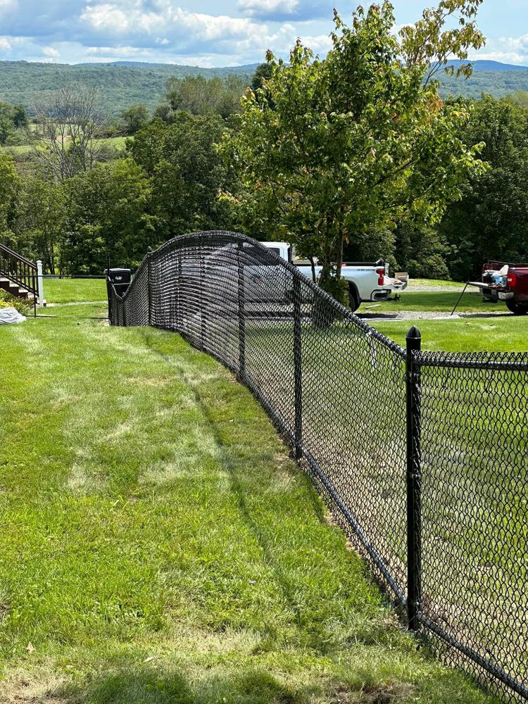 Fences for Oakwood Fencing  in Hudson, NY 