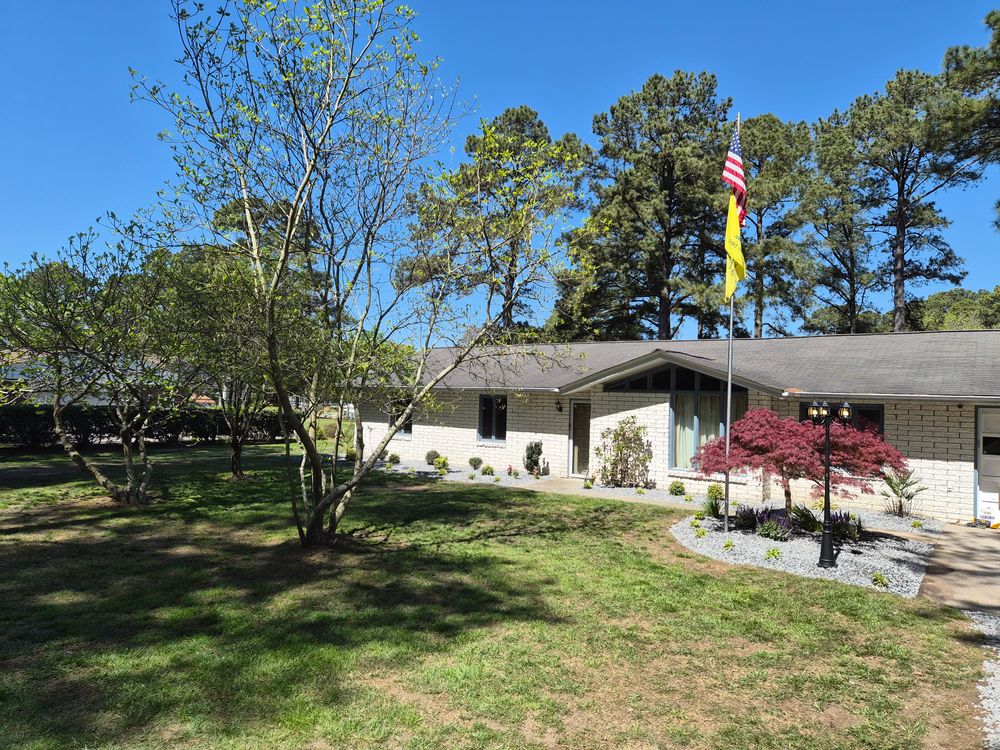 All Photos for 4 Points Lawncare LLC in Hayes, VA