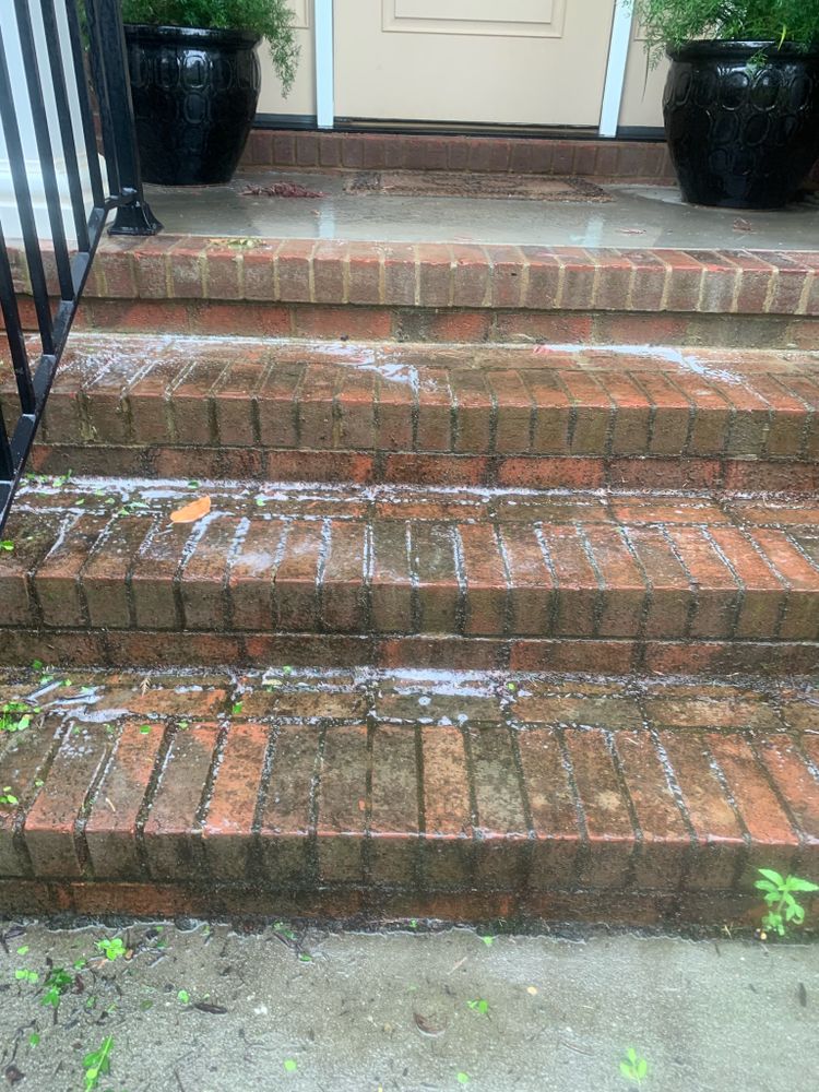 Brick cleaning for JB Applewhite's Pressure Washing in Anderson, SC