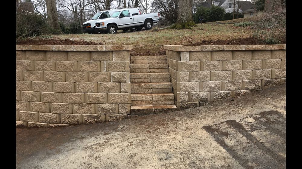 Retaining Wall Construction for Campbell's Outdoor Living in Powell, TN