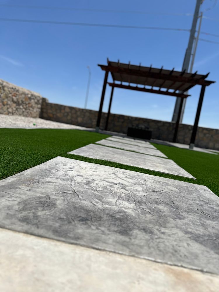 Landscaping for Inova Hardscape in El Paso, TX