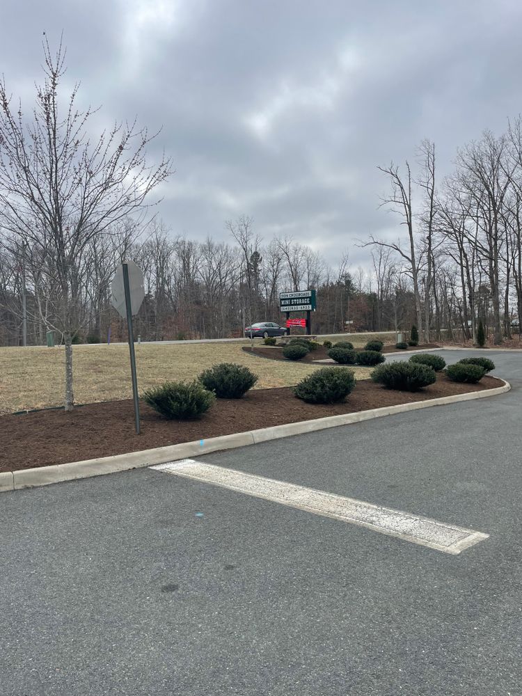 Landscaping for Chiles Lawn & Landscaping in Gordonsville, VA