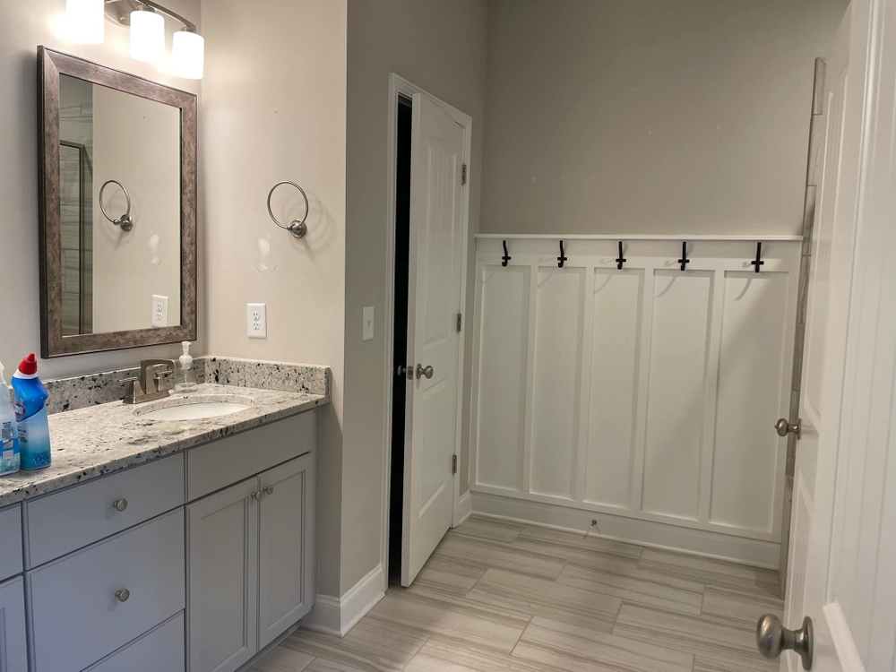 Bathroom Cleaning for Sixth Scent Cleaning in Anderson, SC