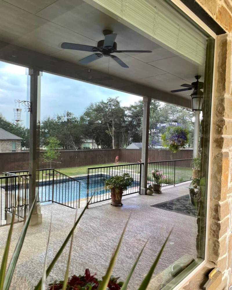 Residential Window Cleaning for Patriot Window Cleaning LLC in Canyon Lake, TX