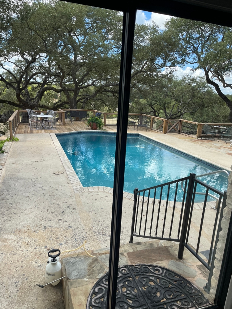 Window Cleaning  for Patriot Window Cleaning LLC in Canyon Lake, TX