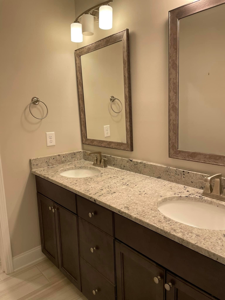 Bathroom Cleaning for Sixth Scent Cleaning in Anderson, SC