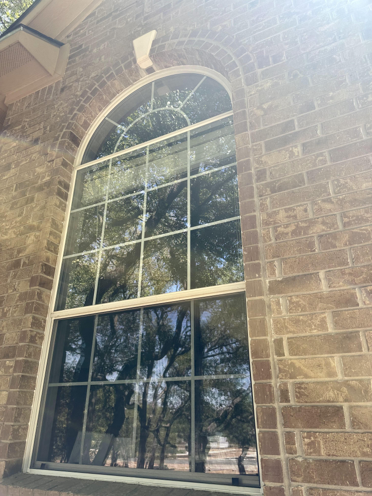 Residential Window Cleaning for Patriot Window Cleaning LLC in Canyon Lake, TX