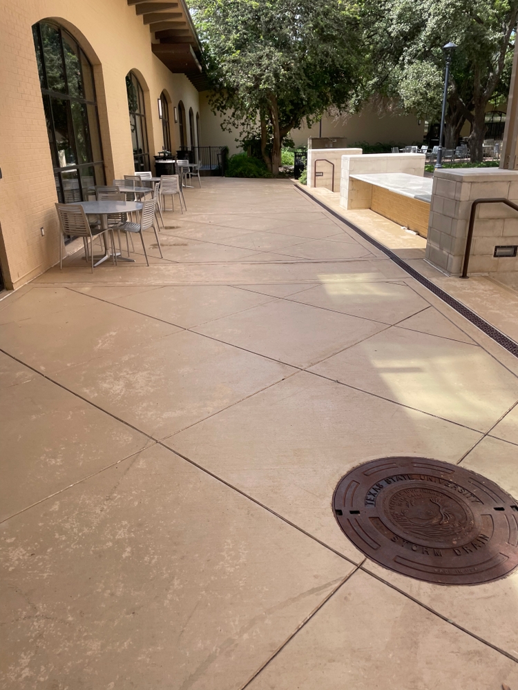 Pressure Washing  for Patriot Window Cleaning LLC in Canyon Lake, TX