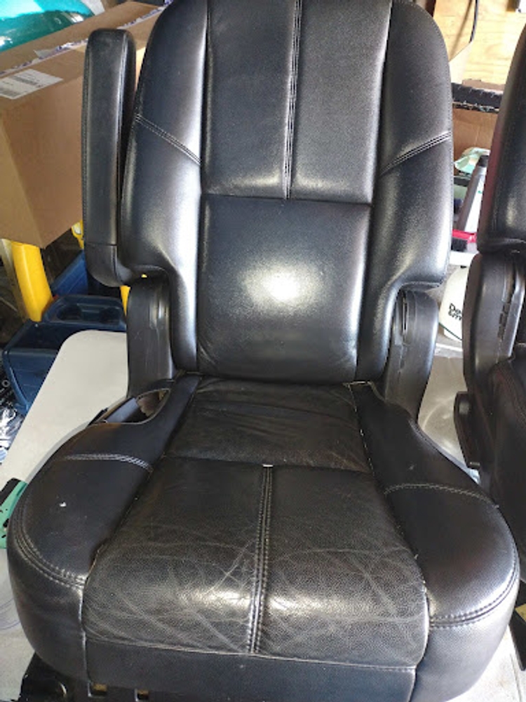Full Detail Service for D&M Detailing in Springfield, OH