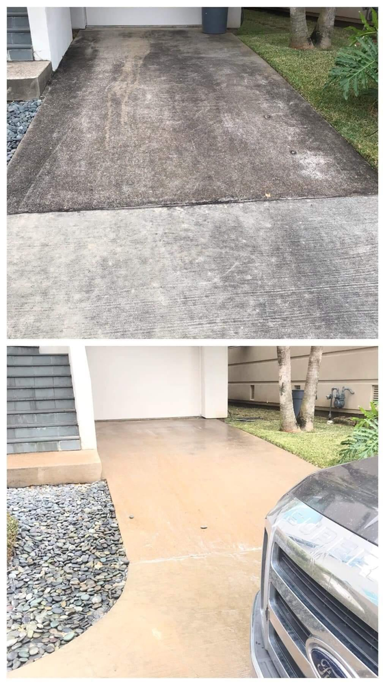 All Photos for Paneless Window Cleaning LLC in Iowa City, IA