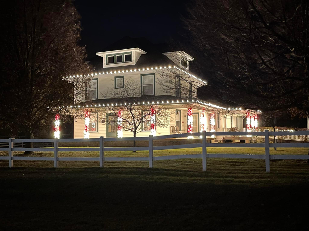 Residential Christmas Light Installation for Indiana Christmas Light Installers	 in Eaton, IN